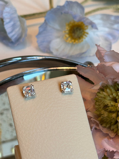 30% OFF-Asscher Cut Moissanite Earrings