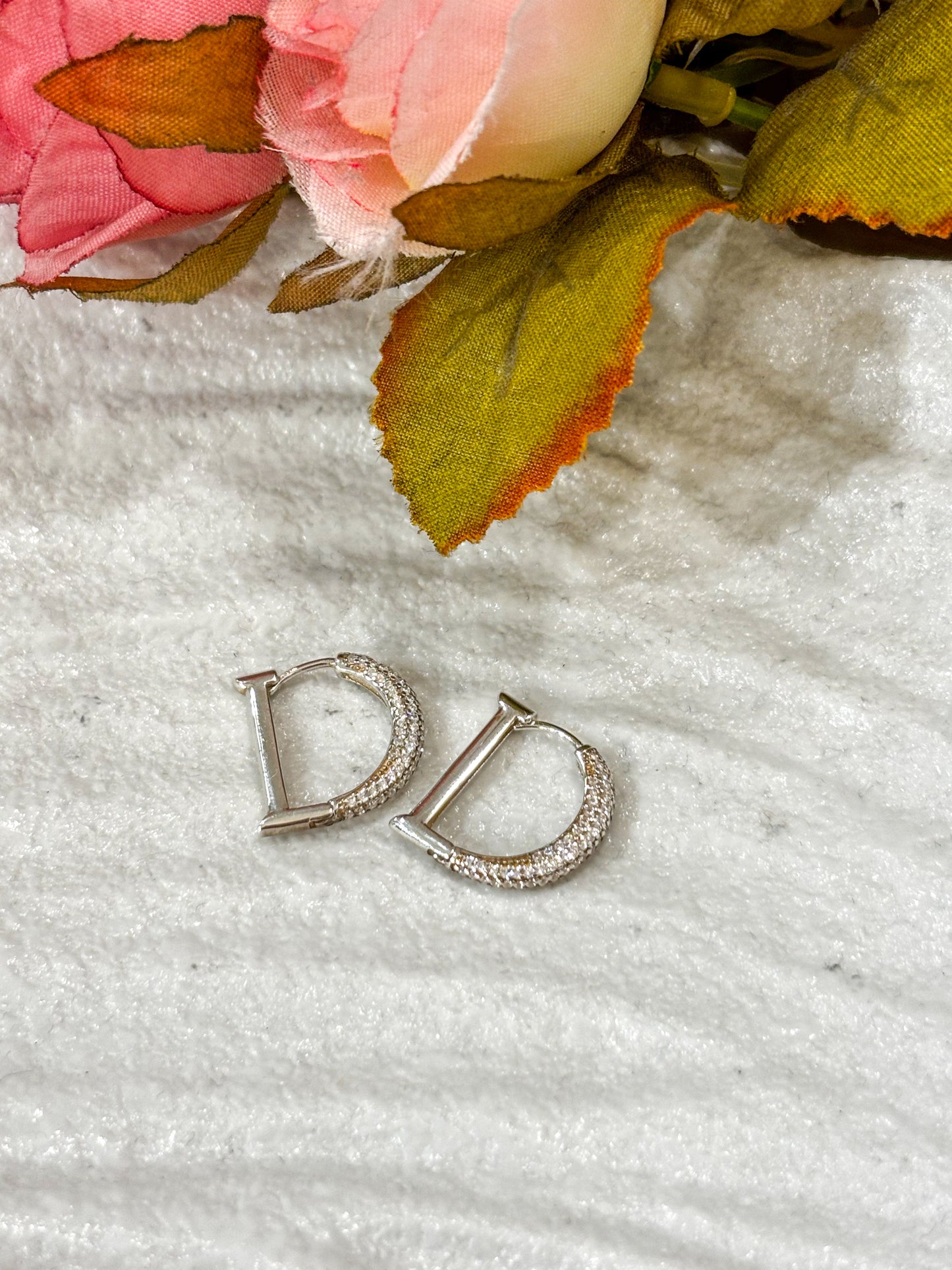 <10%off> D earrings